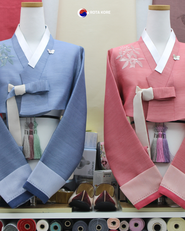 Hanbok ile Seul Saray Turu: Geleneksel Kore Deneyimi