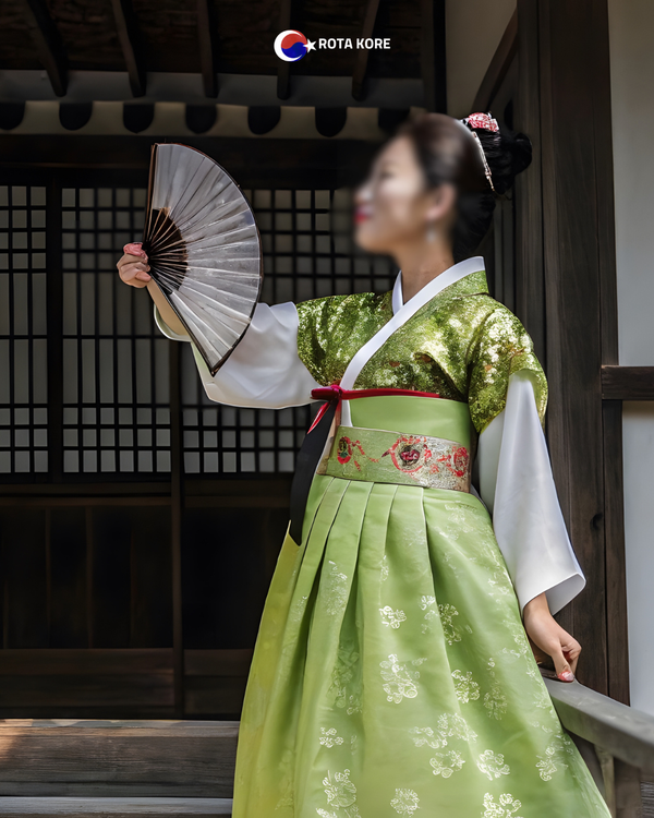 Hanbok ile Seul Saray Turu: Geleneksel Kore Deneyimi